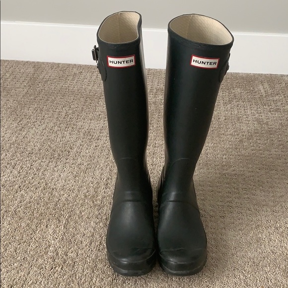 Hunter Shoes - Original Tall Hunter Rainboots with fleece liners!